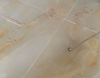 城阳瓷砖空鼓维修公司分享粘合剂选择不当在瓷砖铺贴过程中可能导致以下问题